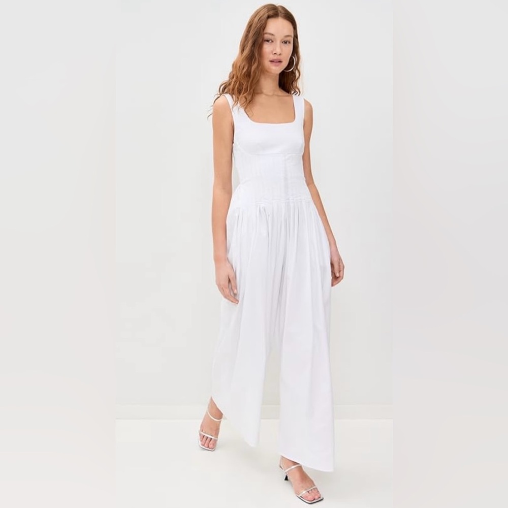 Abbott Pleated Jumpsuit
Line & Dot In: White